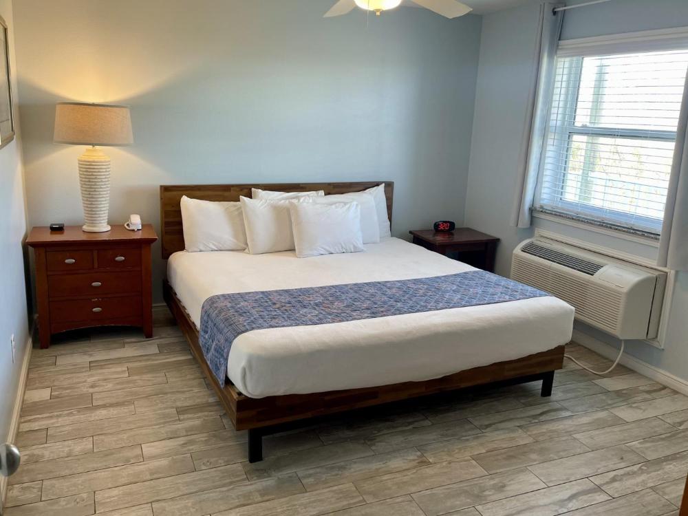 Standard Double Room interior
